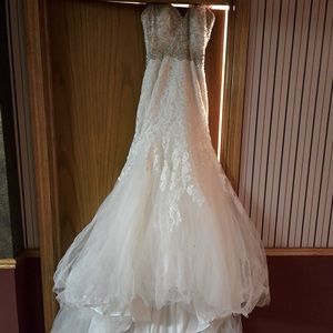 Mermaid Wedding Dress w/ Diamond Detail